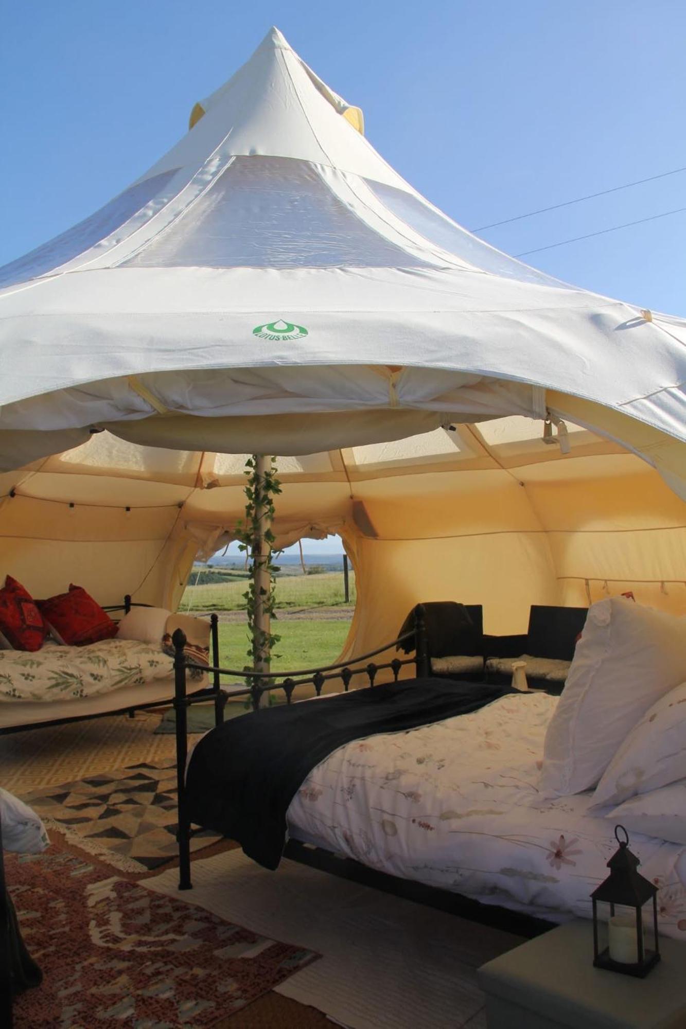 Tal-Y-Fan Farm 6M Stargazer Tent Bridgend  Exterior foto